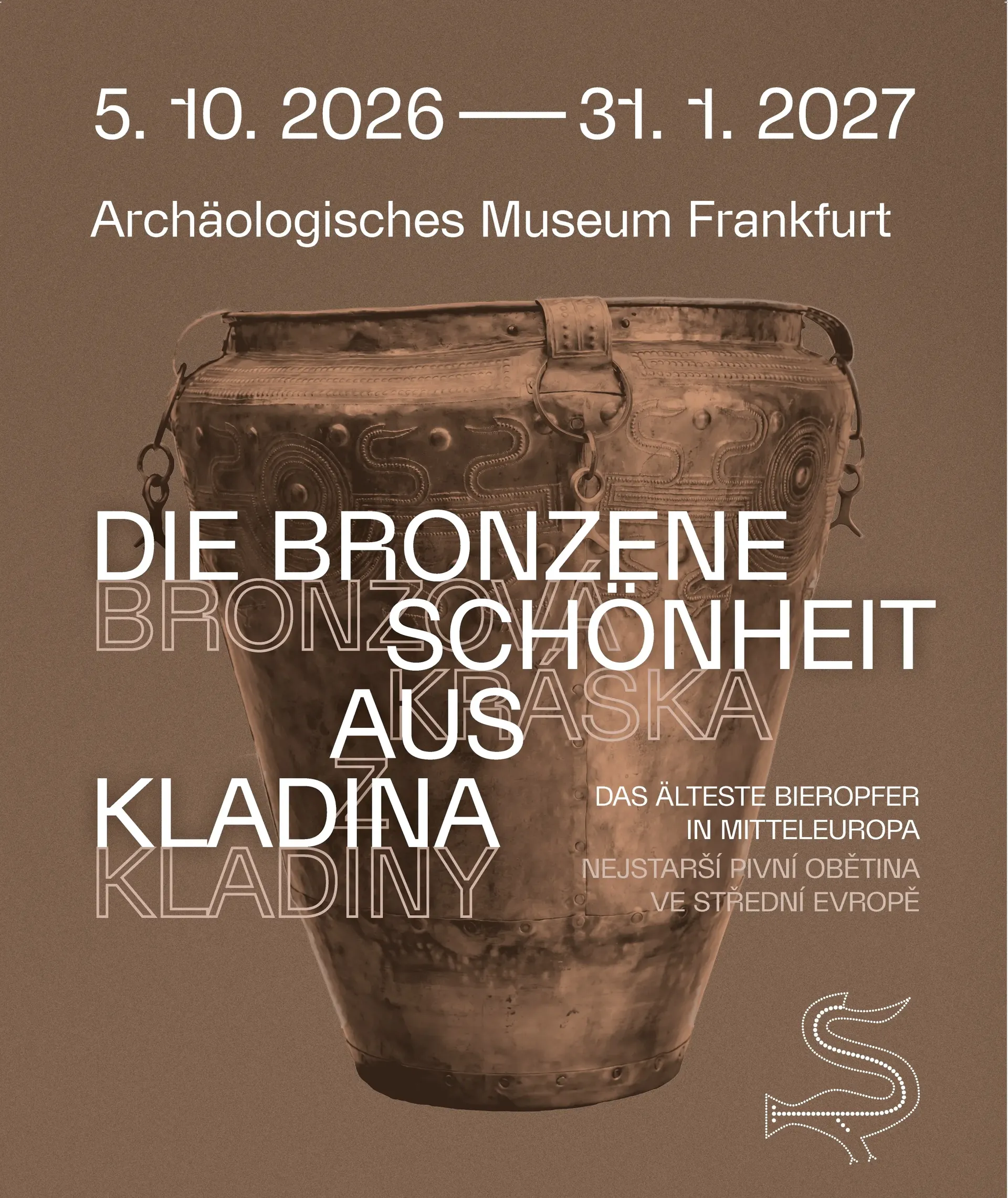 Ausstellungsplakat in Bronzetönen mit der Situla aus Kladina mittig und einem gezeichneten Wasservogel vom Dekor der Situla unten.